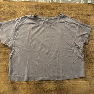 Lululemon Cates Crop T - Lilac Purple